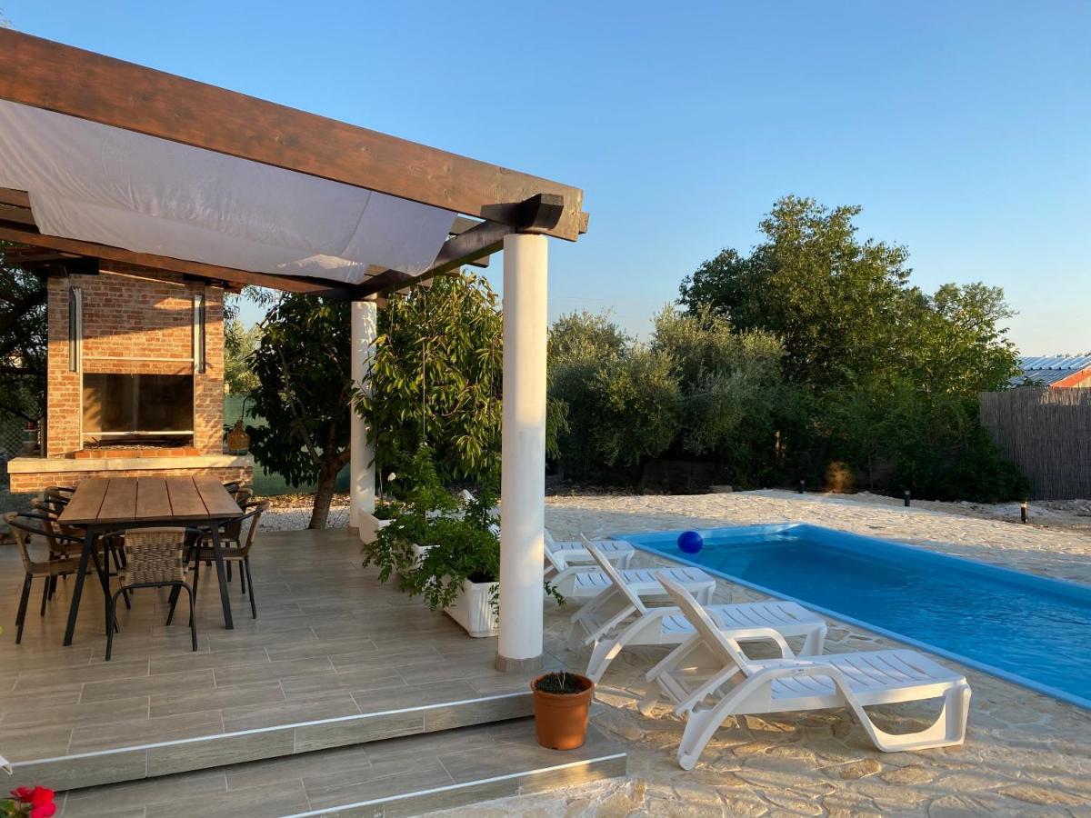 Villa Bubica- Cozy Holiday Home In Rural Area With Pool Stankovci  Экстерьер фото