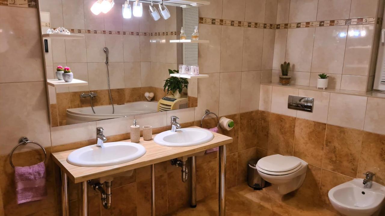 Villa Bubica- Cozy Holiday Home In Rural Area With Pool Stankovci  Экстерьер фото